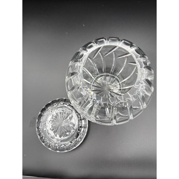 ROSE BOWL Cut CRYSTAL Glass BALL SHAPED Round VASE w SWIRL Cuts - 6”x6” W/ LID - Picture 4 of 12